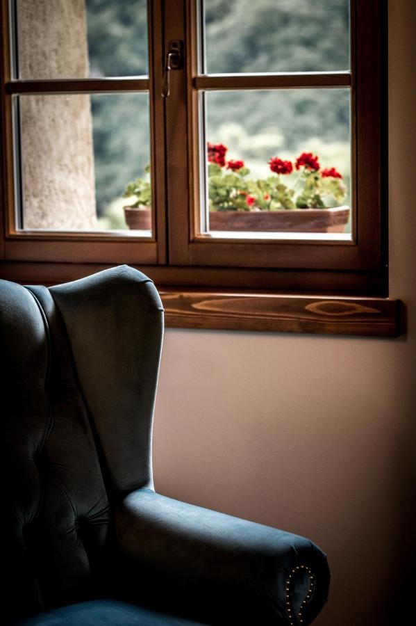 Agriturismo Piane Ono Degno ภายนอก รูปภาพ