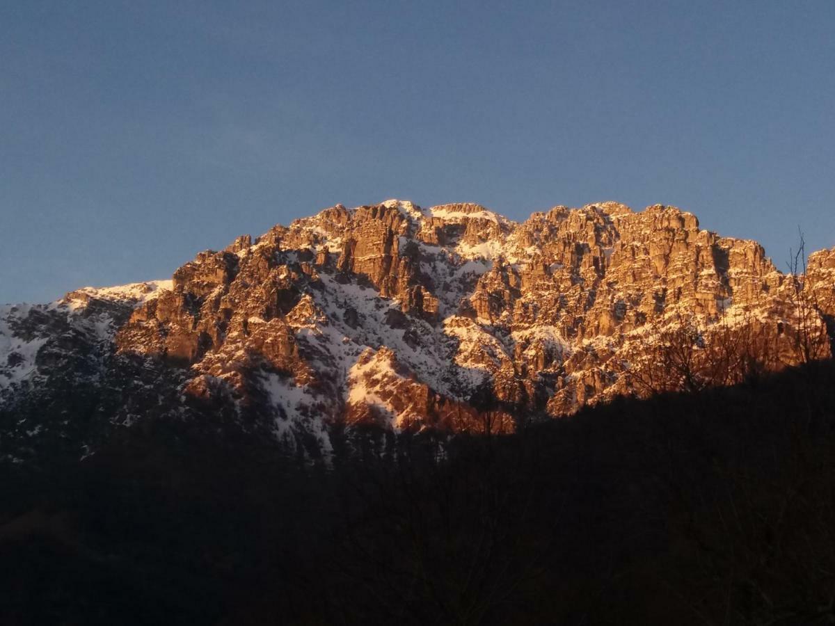 Agriturismo Piane Ono Degno ภายนอก รูปภาพ